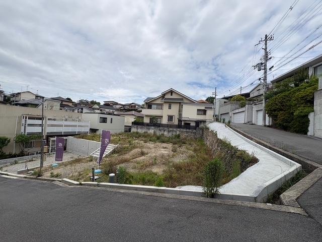 大阪府茨木市北春日丘2丁目土地