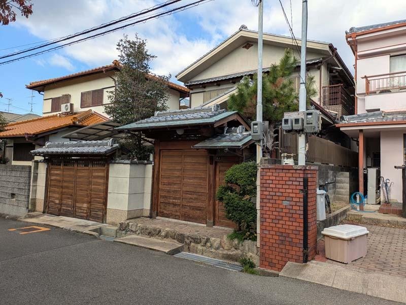 大阪府箕面市半町1丁目土地