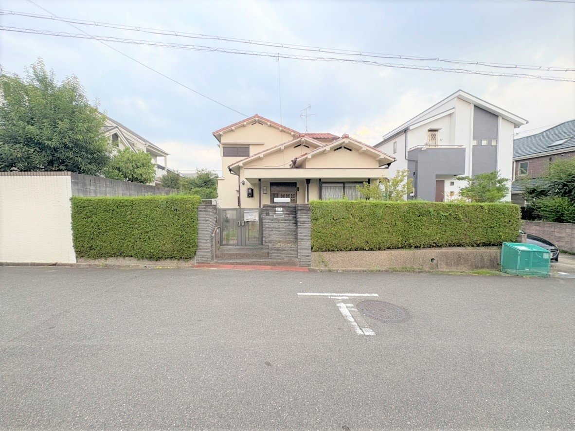 大阪府枚方市香里ｹ丘6丁目土地